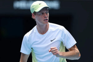 Jannik Sinner al San Raffaele per accertamenti dopo il malore accusato al Roland Garros