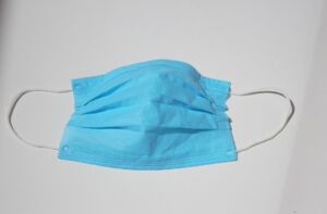 Portare la mascherina è efficace contro le allergie?